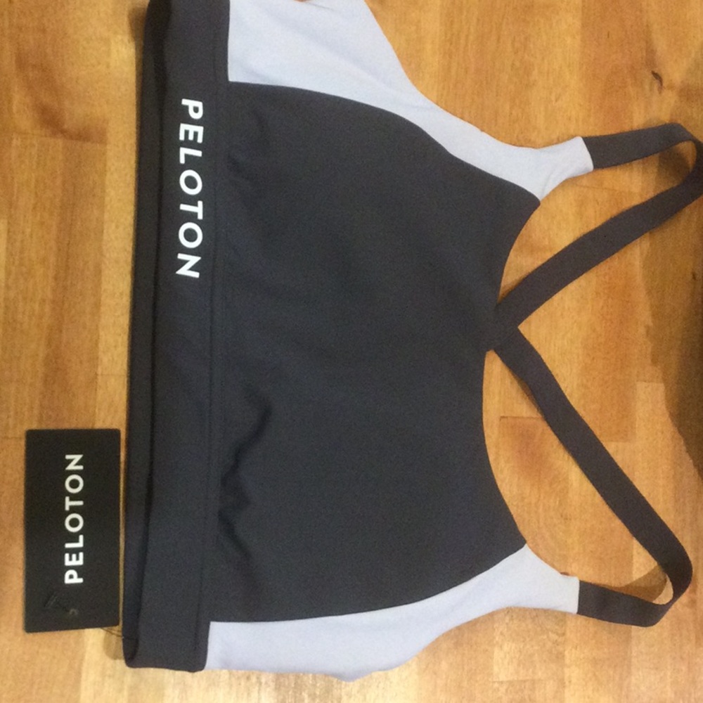 NWT Peloton Sports Bra Medium